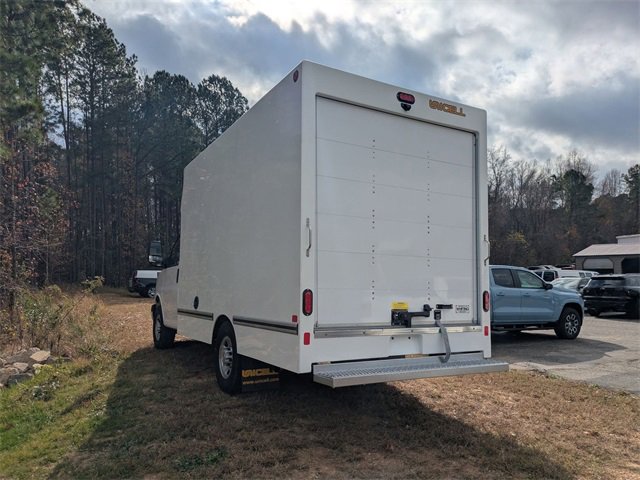 New 2025 Chevrolet Express 3500 w/ Power Convenience Package image 4