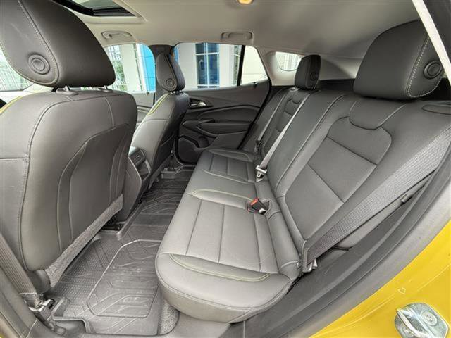 Certified 2024 Chevrolet Trax ACTIV w/ Sunroof Package image 24