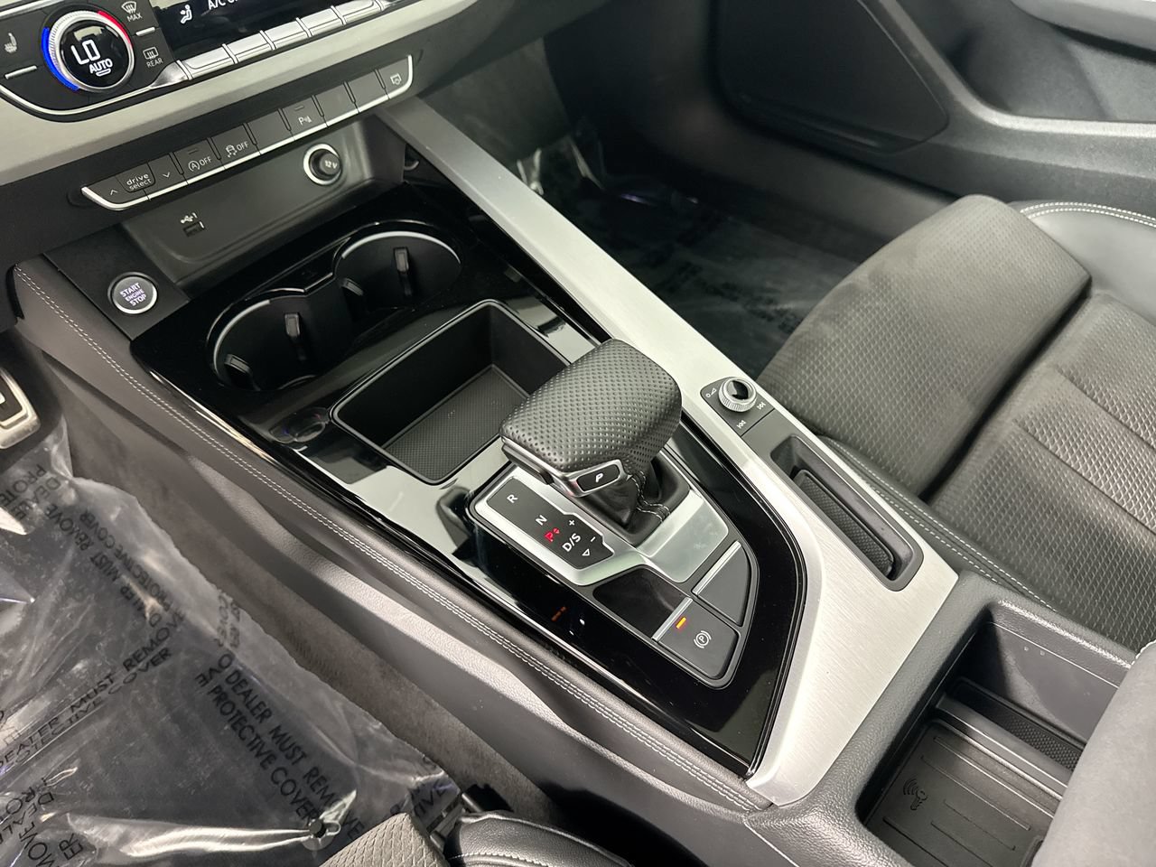 Used 2021 Audi A4 2.0T Premium Plus w/ Premium Plus Package AWD/4WD image 17