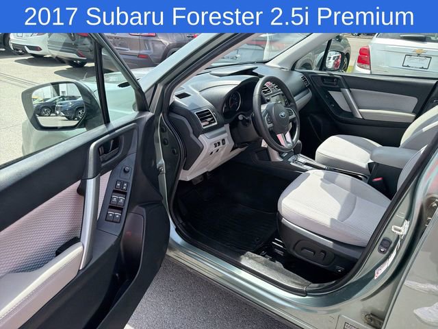 Used 2017 Subaru Forester 2.5i Premium w/ All-Weather Package AWD/4WD image 12