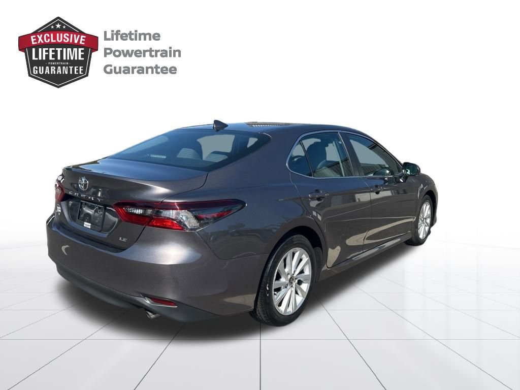 Used 2024 Toyota Camry LE FWD image 5