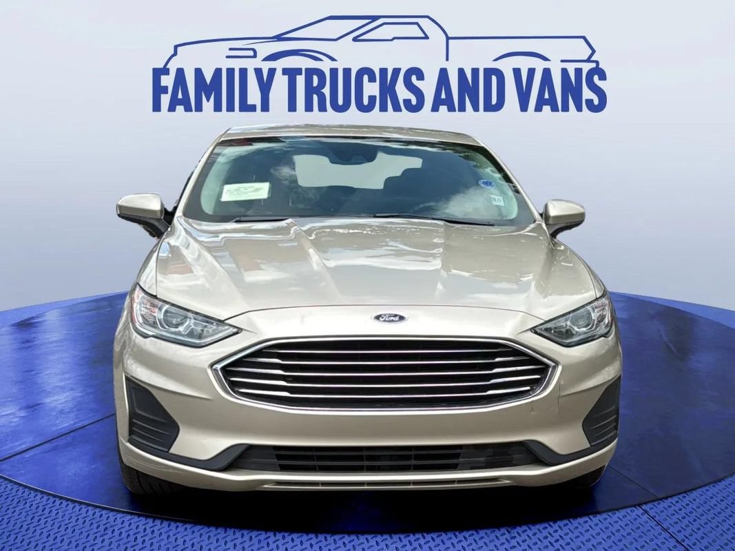 Used 2019 Ford Fusion SE FWD image 7