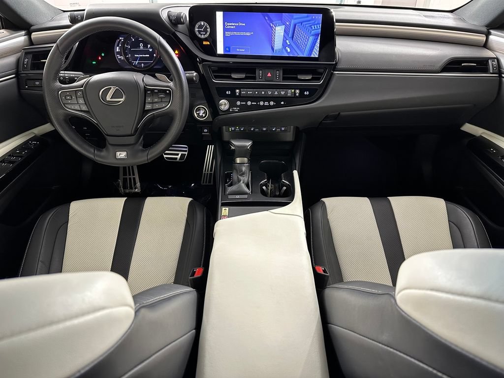 Used 2024 Lexus ES 350 F Sport w/ Technology Package FWD image 4