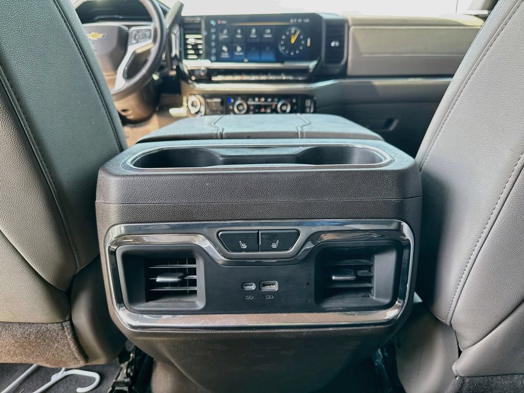 Used 2024 Chevrolet Silverado 2500 LTZ w/ LTZ Premium Package AWD/4WD image 23
