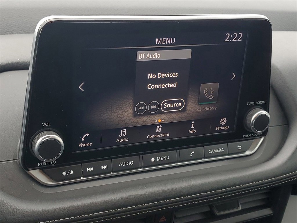 Used 2024 Nissan Rogue S image 17