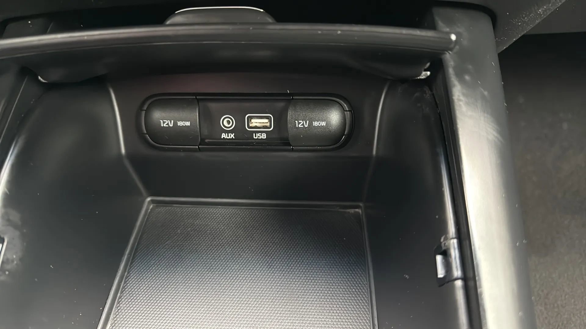 Used 2017 Kia Sorento LX image 19