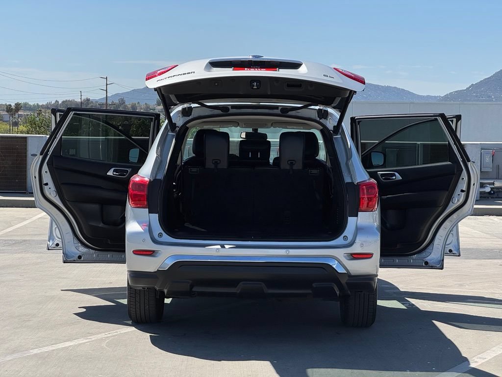 Used 2019 Nissan Pathfinder SL FWD image 27