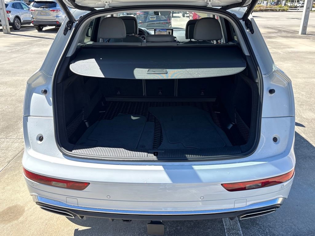 Used 2023 Audi Q5 2.0T Premium Plus w/ Premium Plus Package image 32