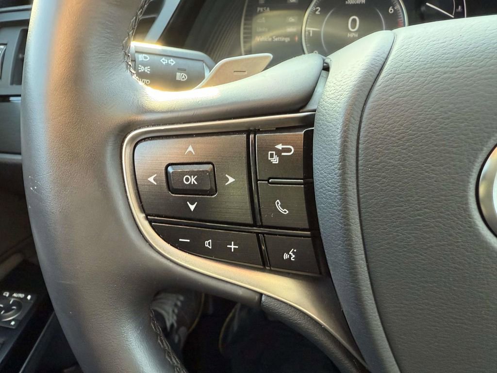 Used 2025 Lexus ES 350 Premium image 23