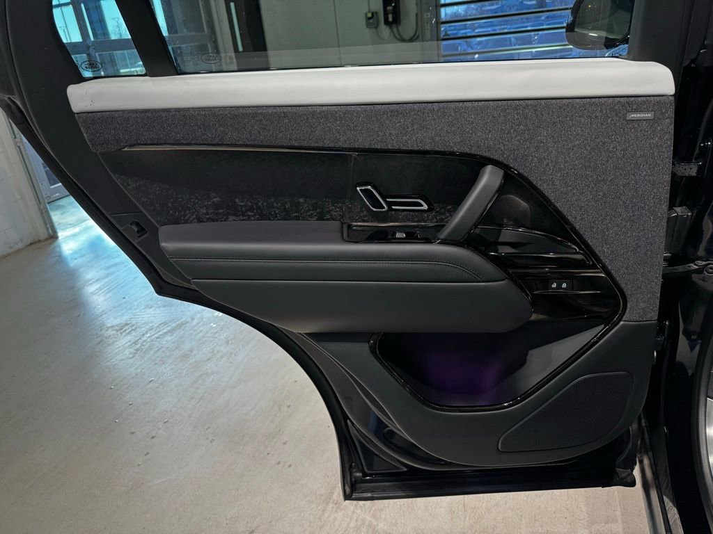 Used 2023 Land Rover Range Rover Sport First Edition image 27