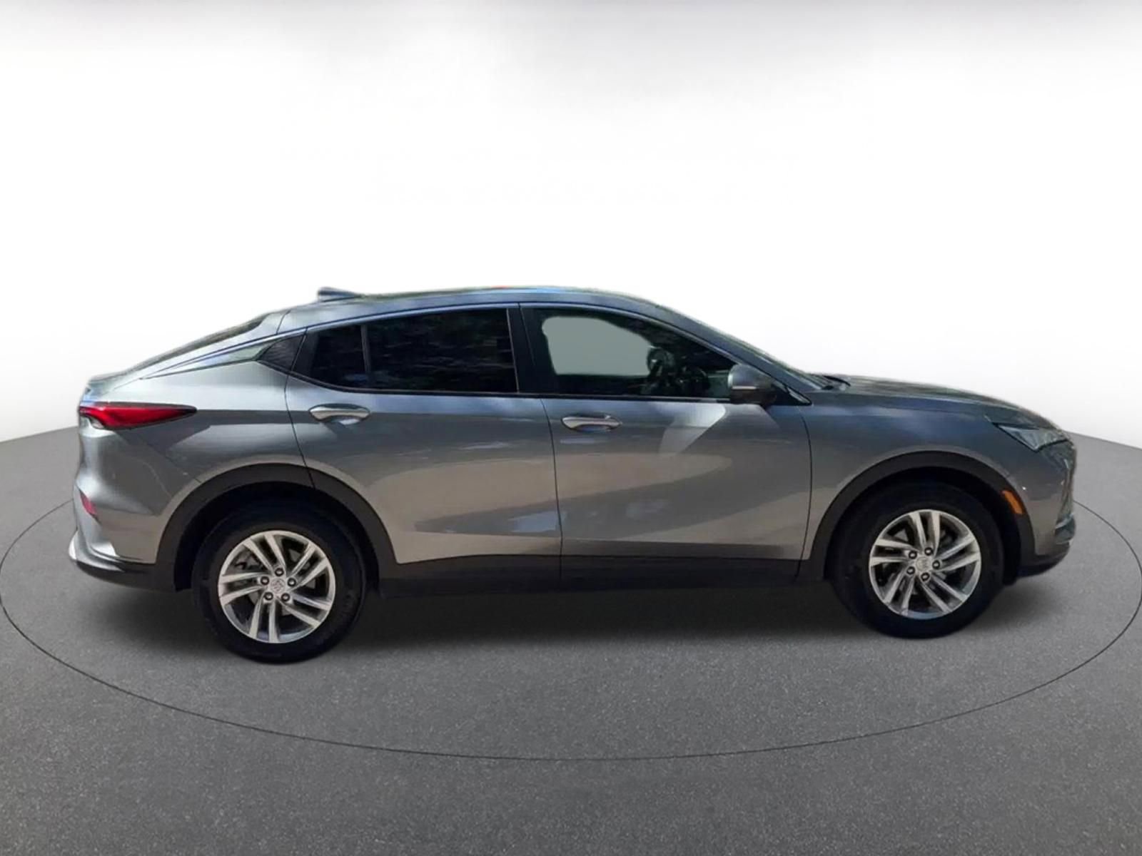 Used 2025 Buick Envista Preferred image 16