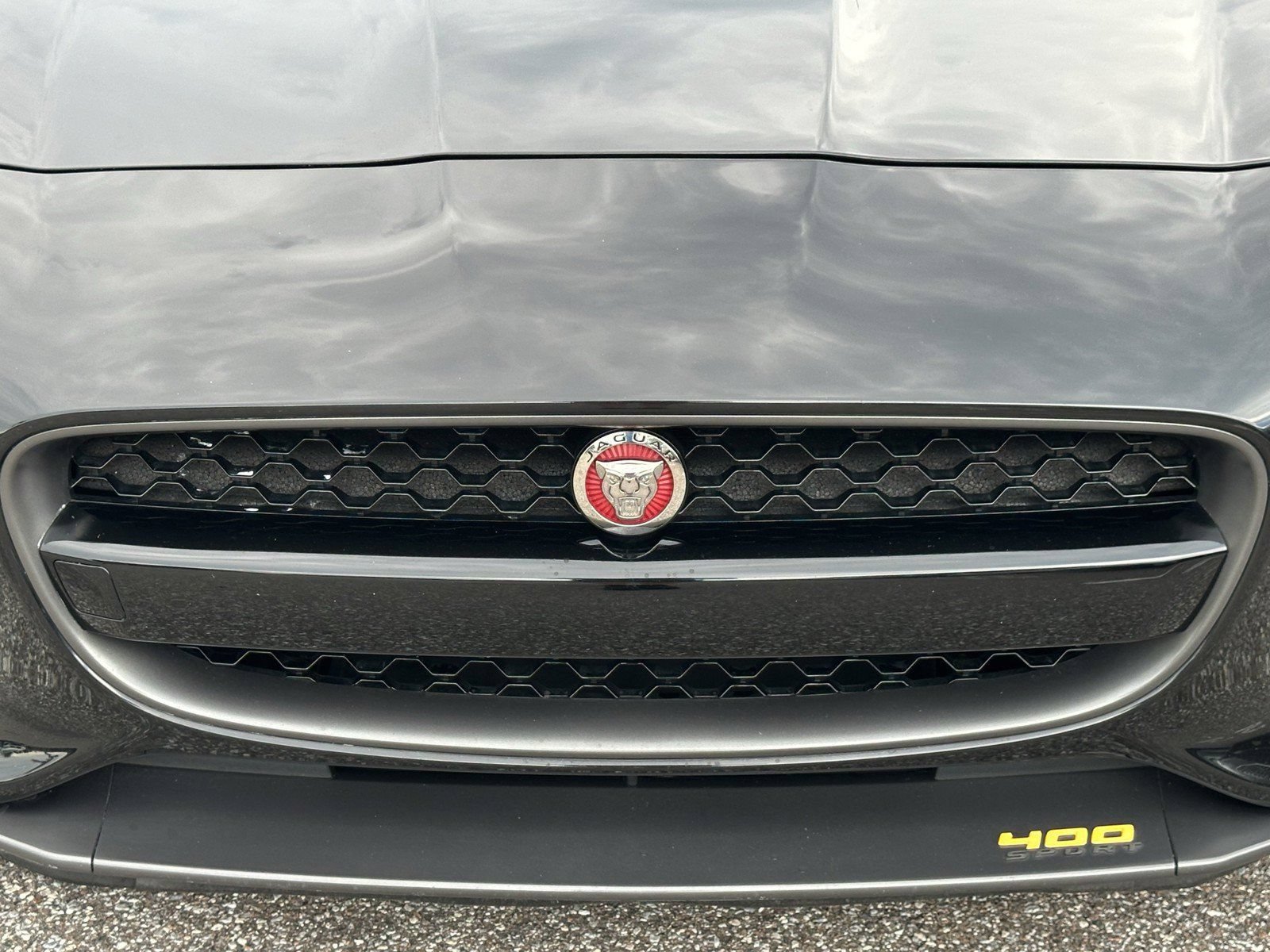 Used 2018 Jaguar F-TYPE 400 Sport RWD image 9