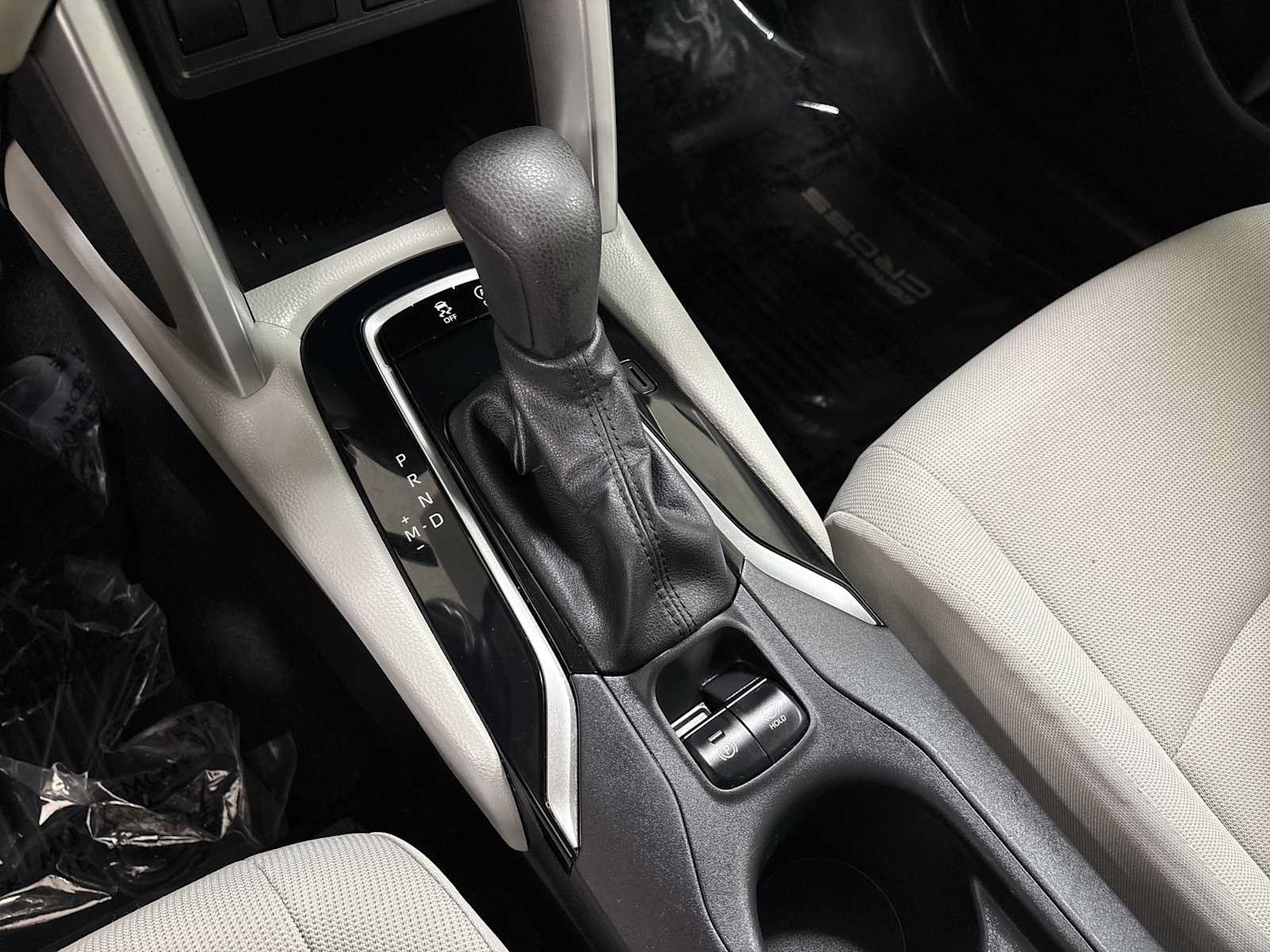 Certified 2022 Toyota Corolla Cross L AWD/4WD image 22