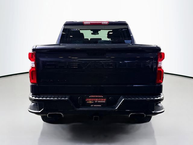 Used 2024 Chevrolet Silverado 1500 LT Trail Boss w/ LPO, Dark Essentials Package AWD/4WD image 7