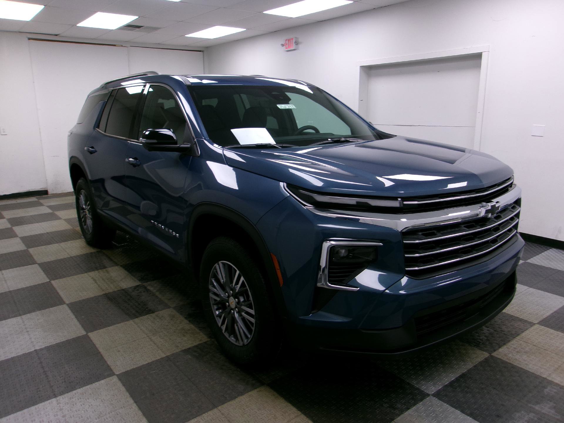 New 2026 Chevrolet Traverse LT w/ Driver Confidence Package image 15