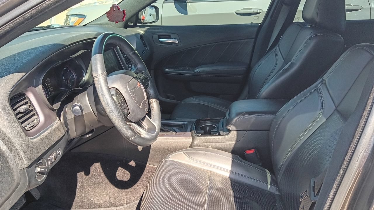 Used 2018 Dodge Charger SXT Plus w/ Quick Order Package 29J RWD image 6