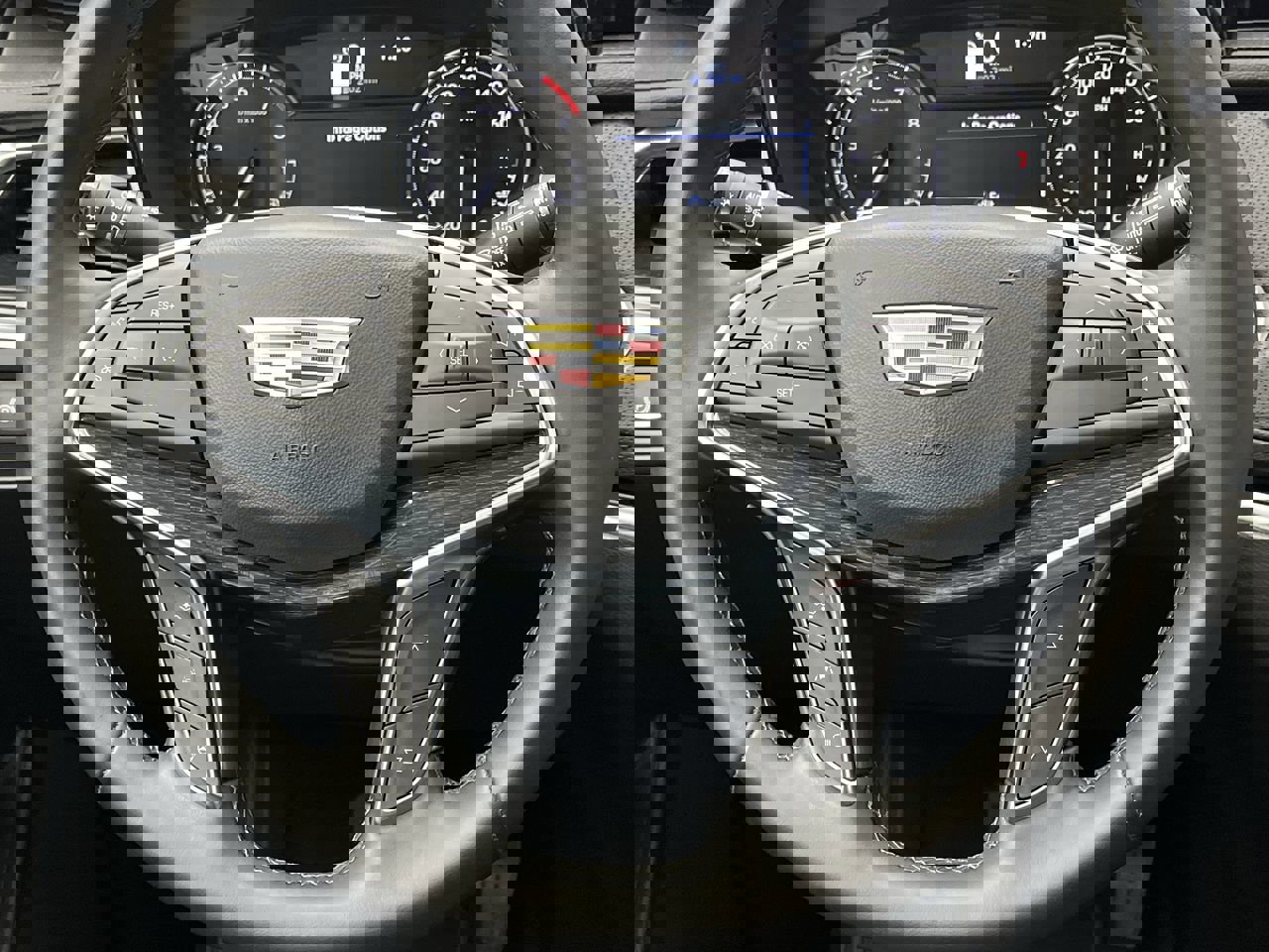 Certified 2025 Cadillac XT5 Premium Luxury image 16