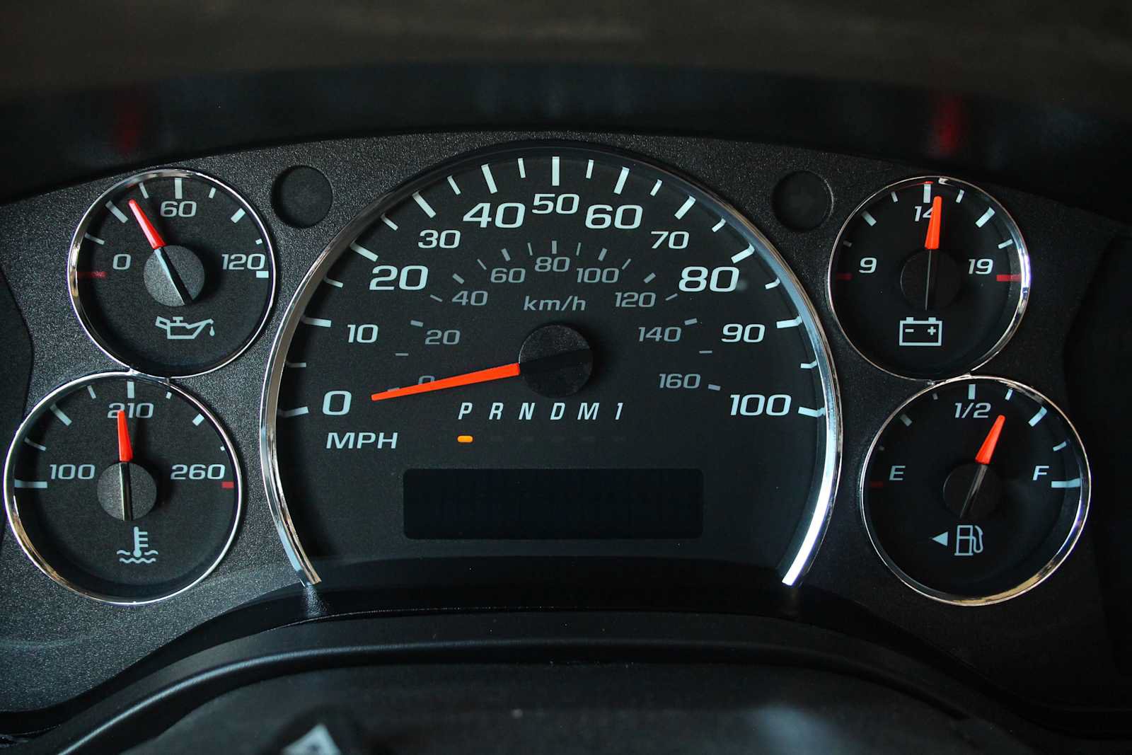 Used 2025 Chevrolet Express 3500 LT w/ LT Preferred Equipment Group RWD image 29