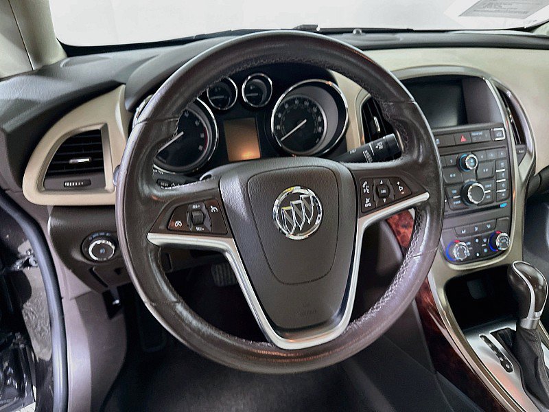 Used 2014 Buick Verano FWD image 12