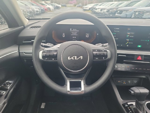 New 2026 Kia K5 LXS FWD image 9
