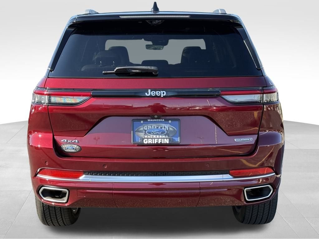 Used 2023 Jeep Grand Cherokee Summit image 5