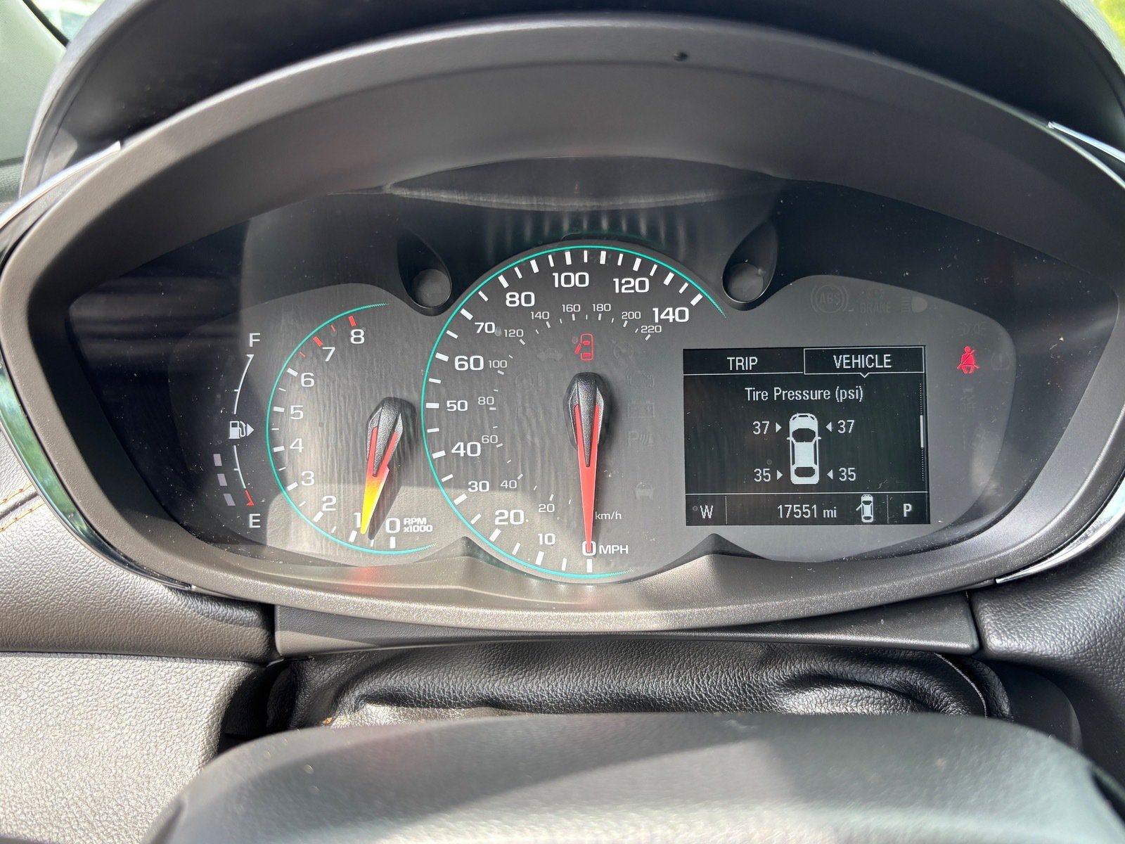 Used 2022 Chevrolet Trax LT w/ LT Convenience Package FWD image 13