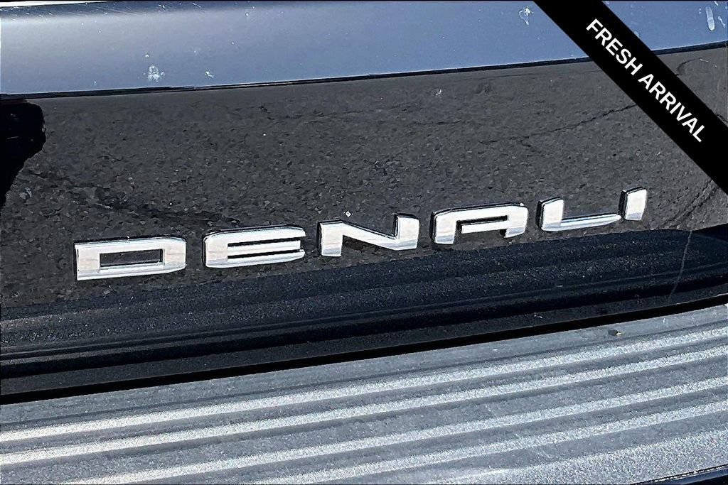 Used 2024 GMC Yukon Denali AWD/4WD image 23