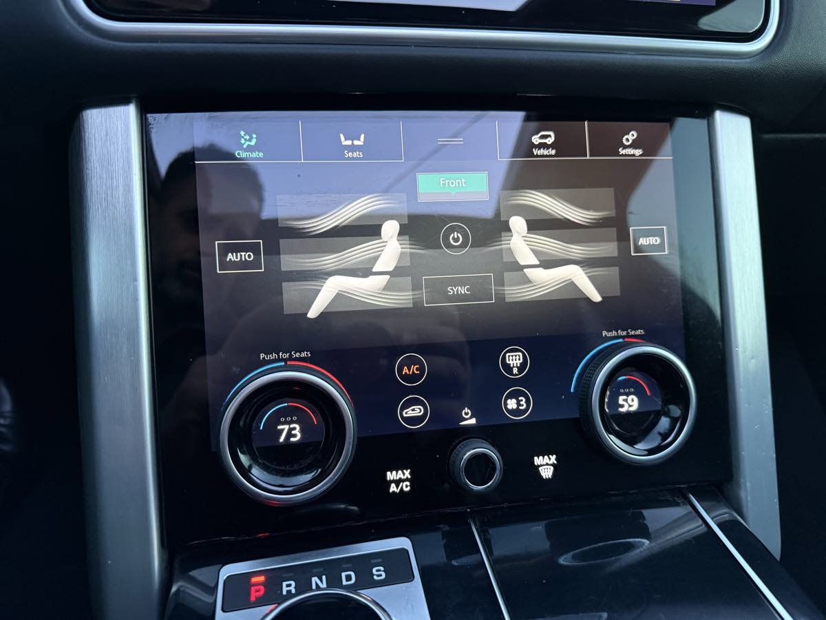 Used 2019 Land Rover Range Rover Long Wheelbase Supercharged image 24