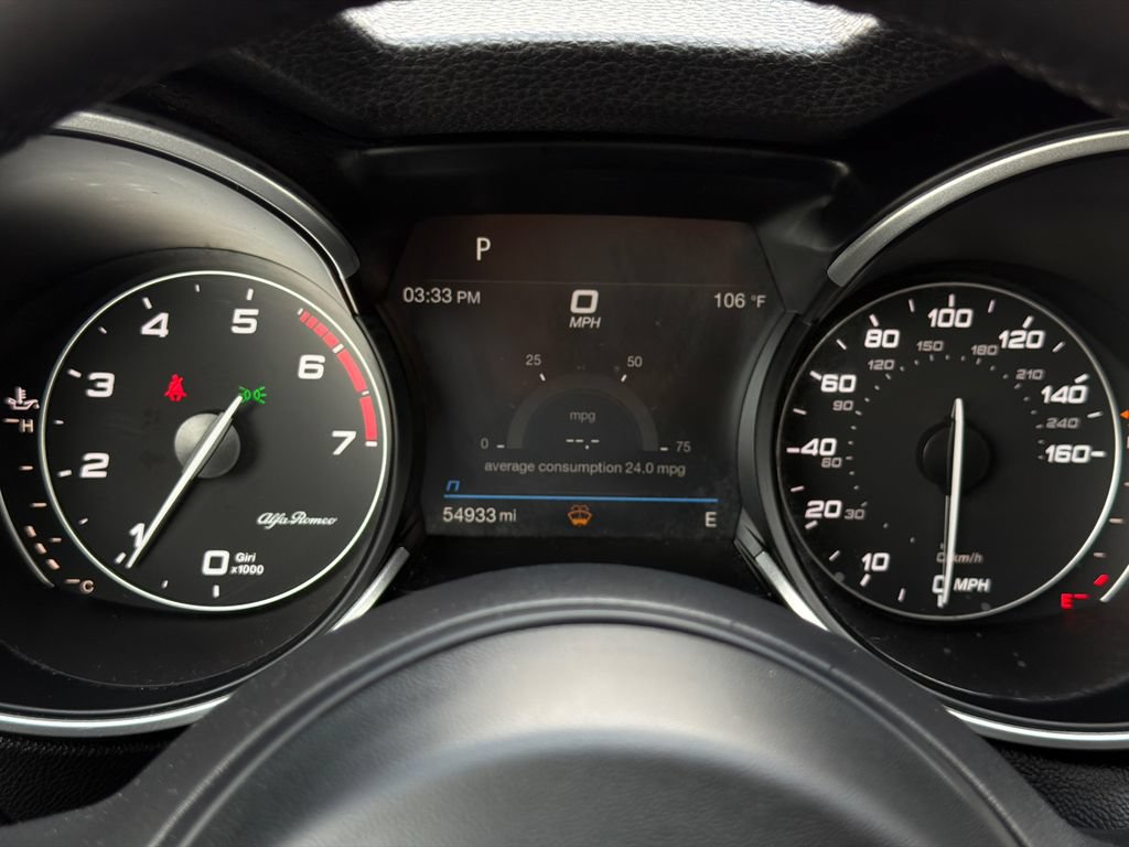 Used 2022 Alfa Romeo Stelvio Ti AWD/4WD image 23