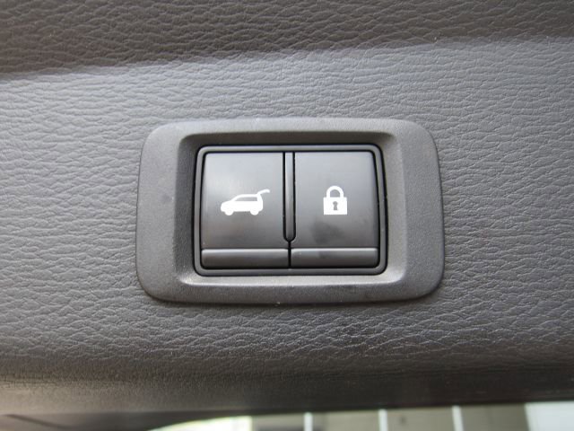 Used 2023 Mitsubishi Outlander SE image 27