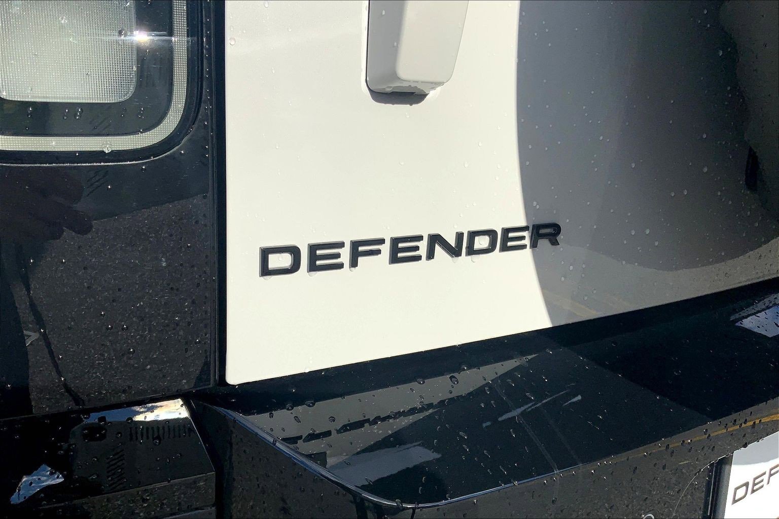 New 2026 Land Rover Defender 110 S image 15