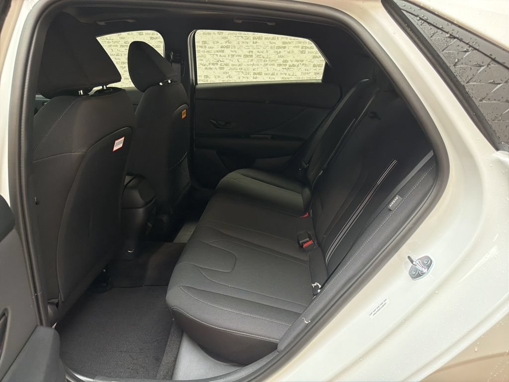 New 2026 Hyundai Elantra SEL Sport Premium FWD image 14