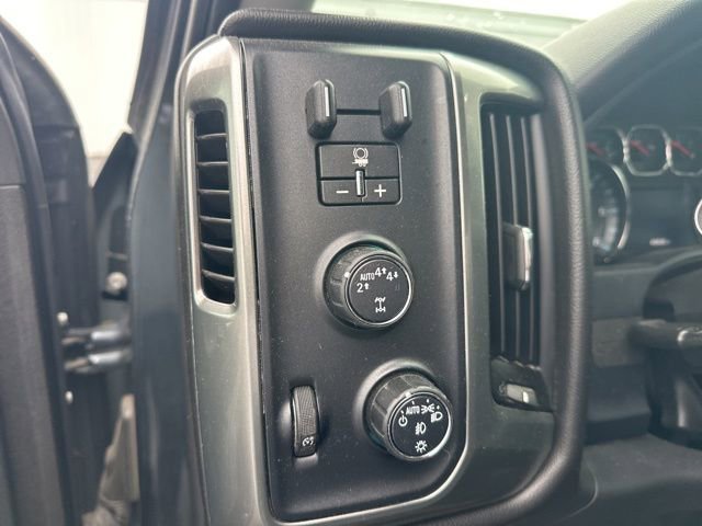 Used 2019 Chevrolet Silverado 1500 LT w/ All Star Edition image 10