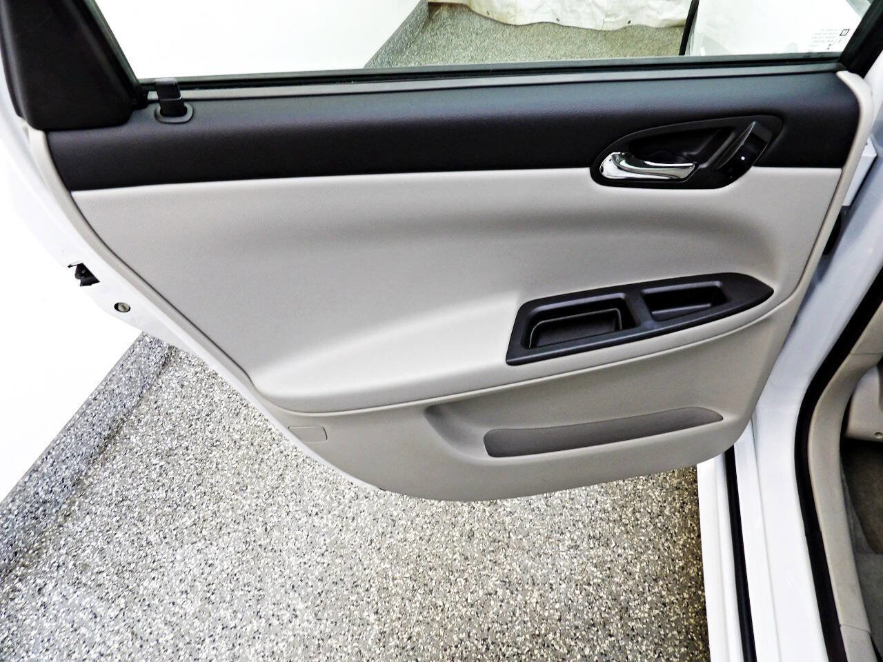 Used 2016 Chevrolet Impala Limited LS image 9