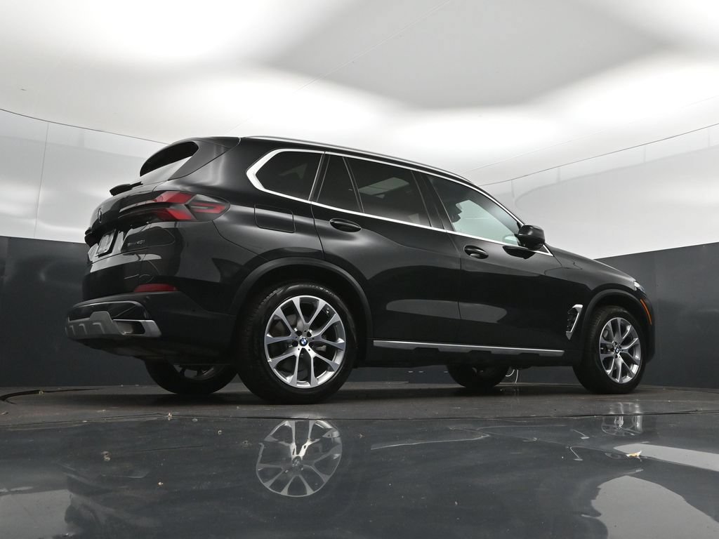 Used 2026 BMW X5 sDrive40i RWD image 44