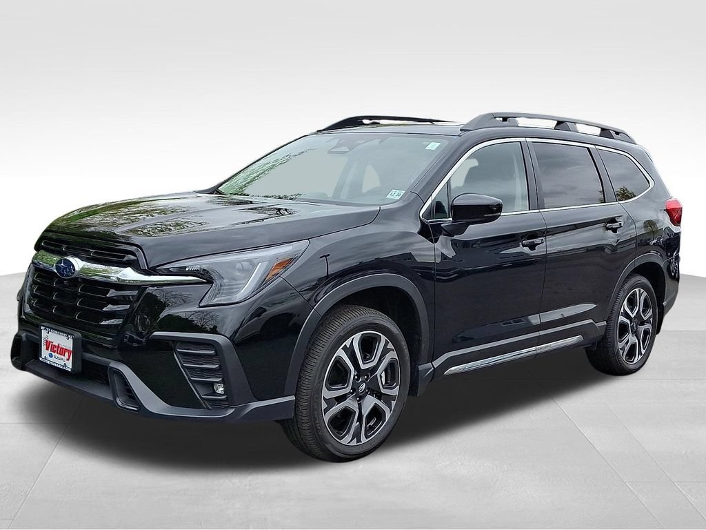 Used 2025 Subaru Ascent Limited AWD/4WD image 3
