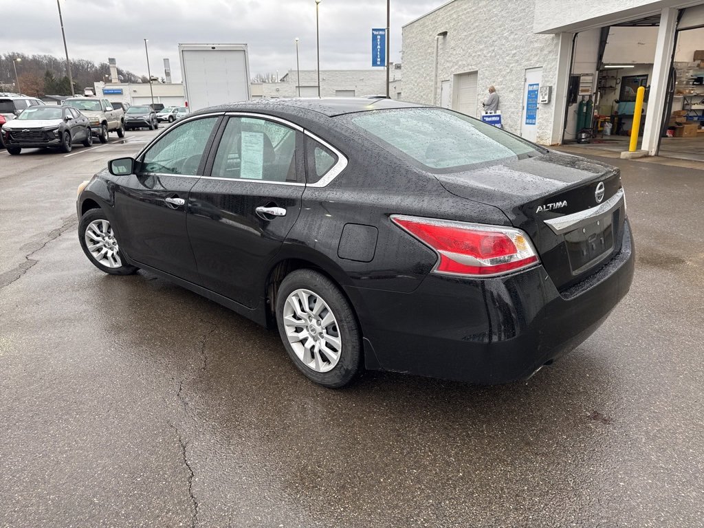 Used 2015 Nissan Altima 2.5 S w/ Power Driver Seat Package image 5