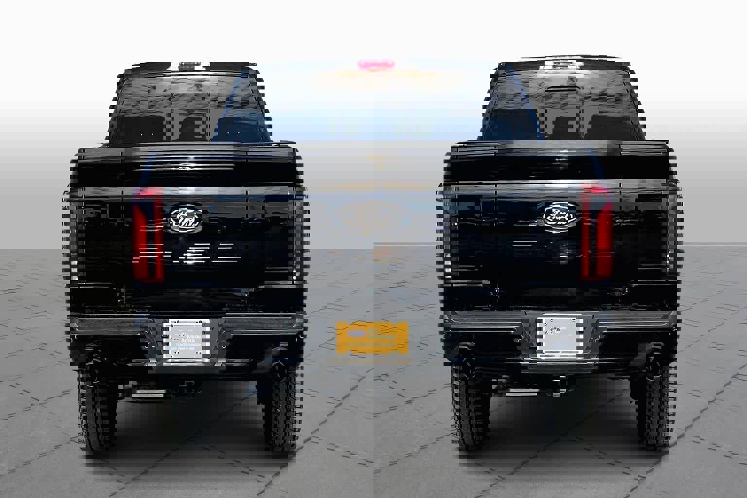 Certified 2024 Ford F150 Lariat w/ Equipment Group 502A High image 4