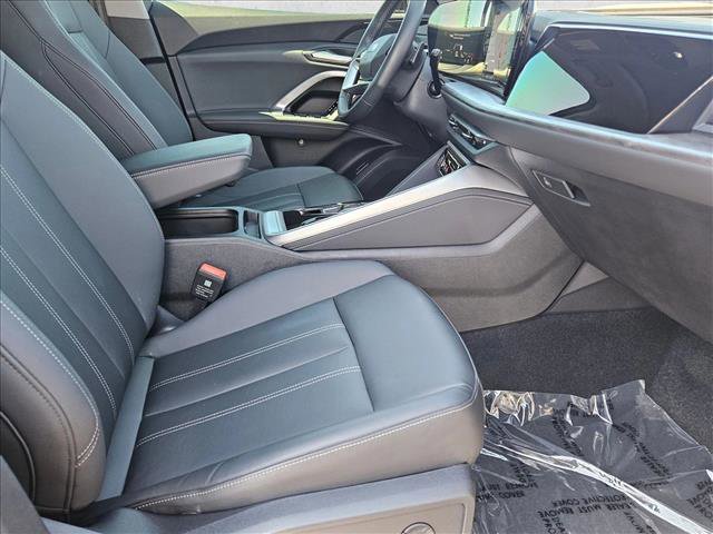 Used 2025 Audi Q5 Premium w/ Convenience Package AWD/4WD image 21