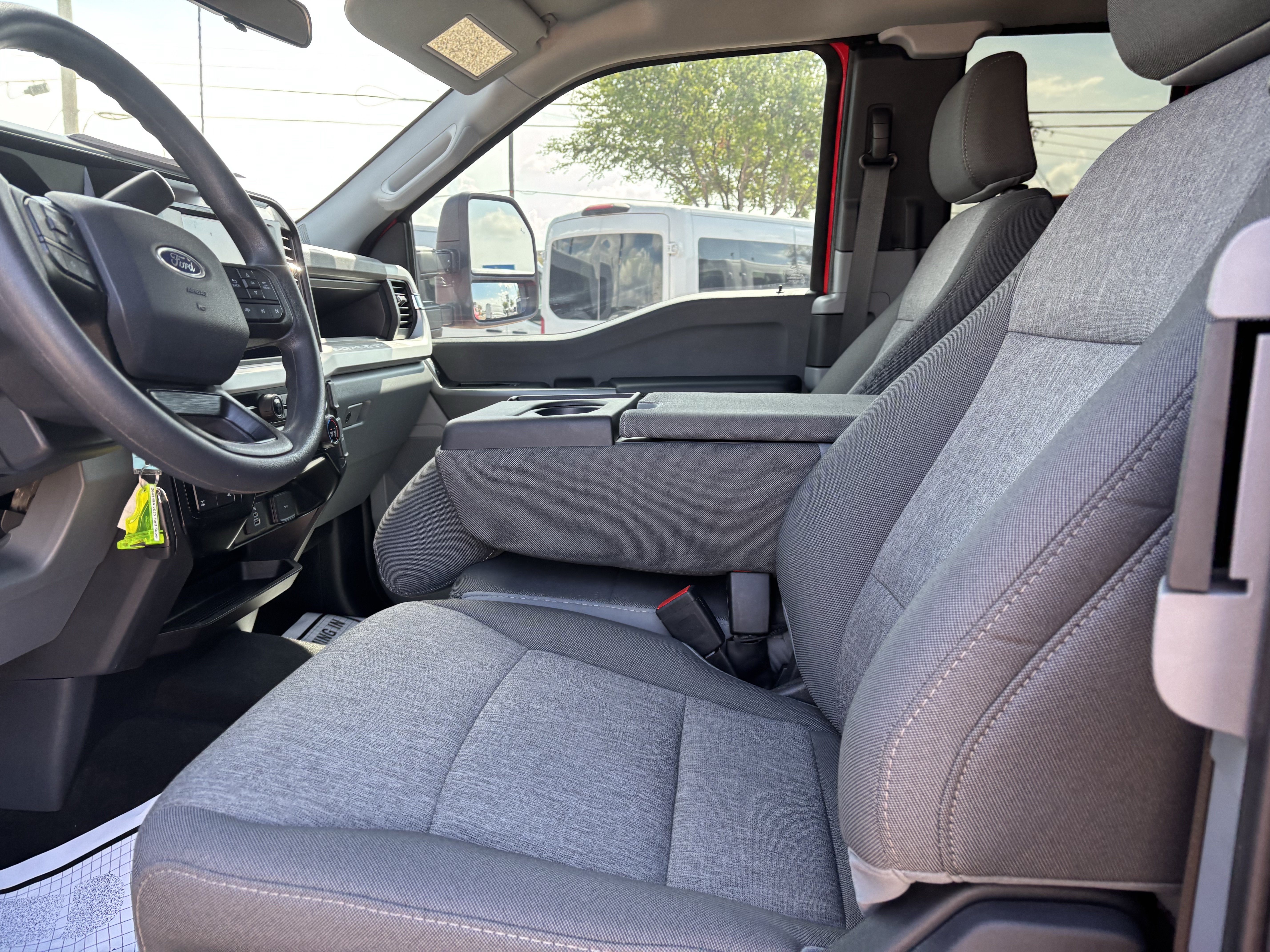 Certified 2025 Ford F350 XL w/ STX Appearance Package AWD/4WD image 10