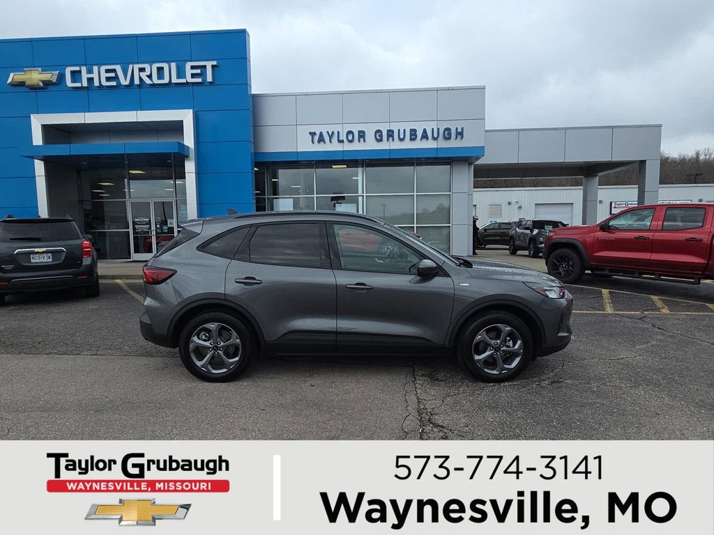 Used 2025 Ford Escape ST-Line Select