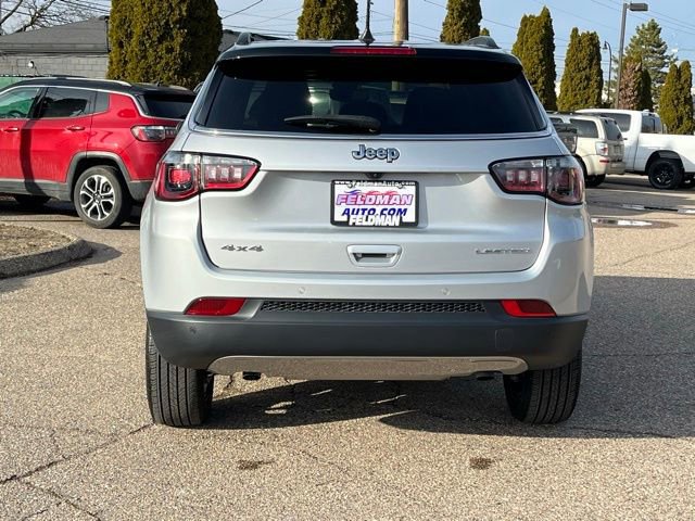 Used 2024 Jeep Compass Limited image 4