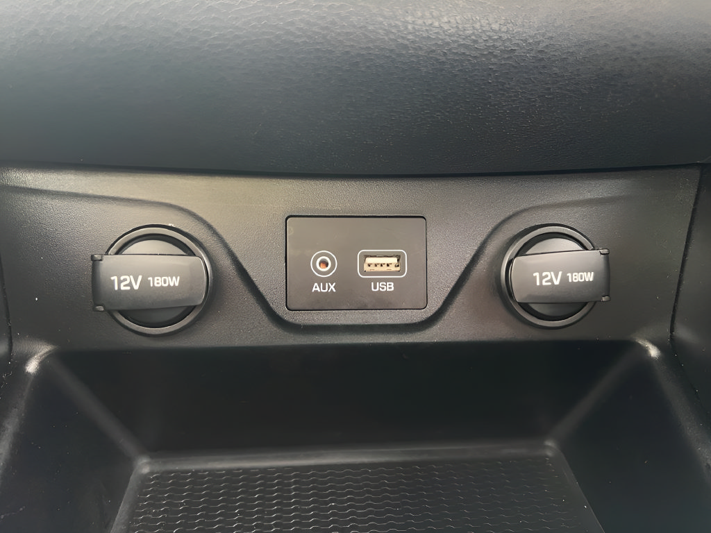 Used 2021 Hyundai Tucson Value w/ Cargo Package FWD image 29