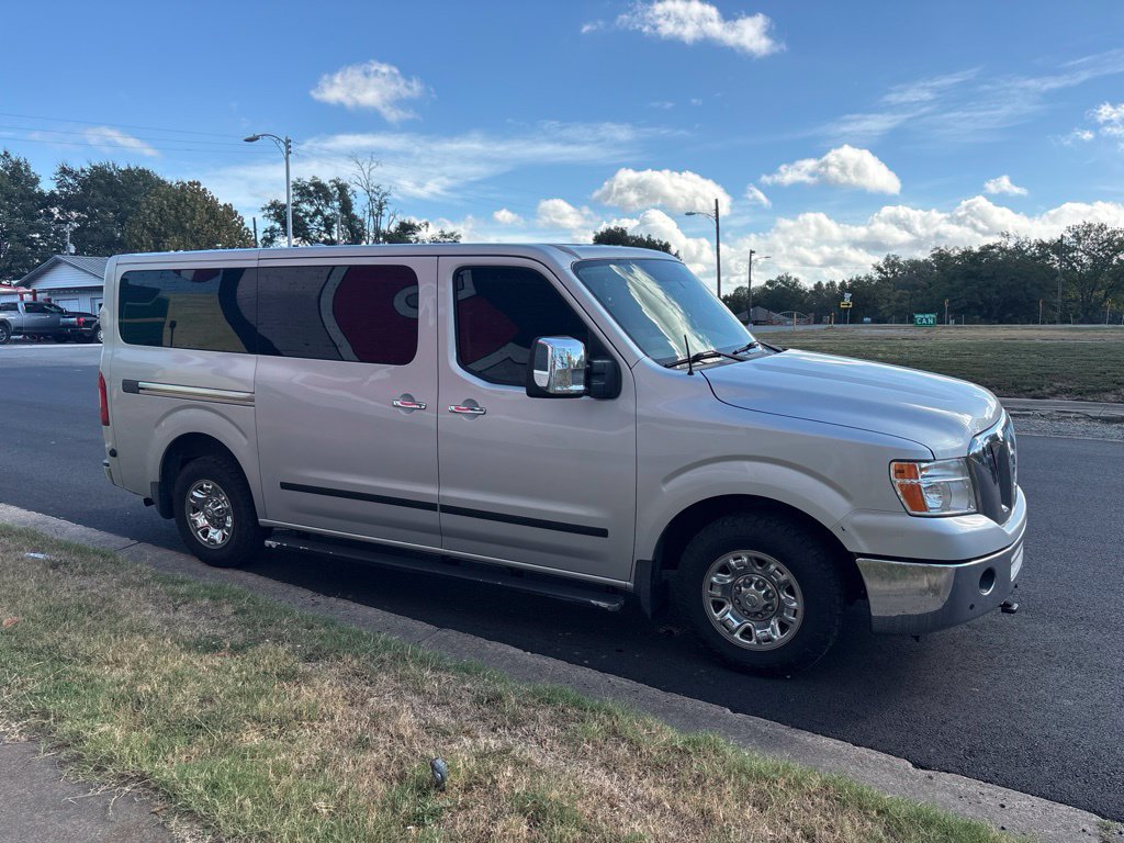 Used 2018 Nissan NV 3500 SL RWD image 7