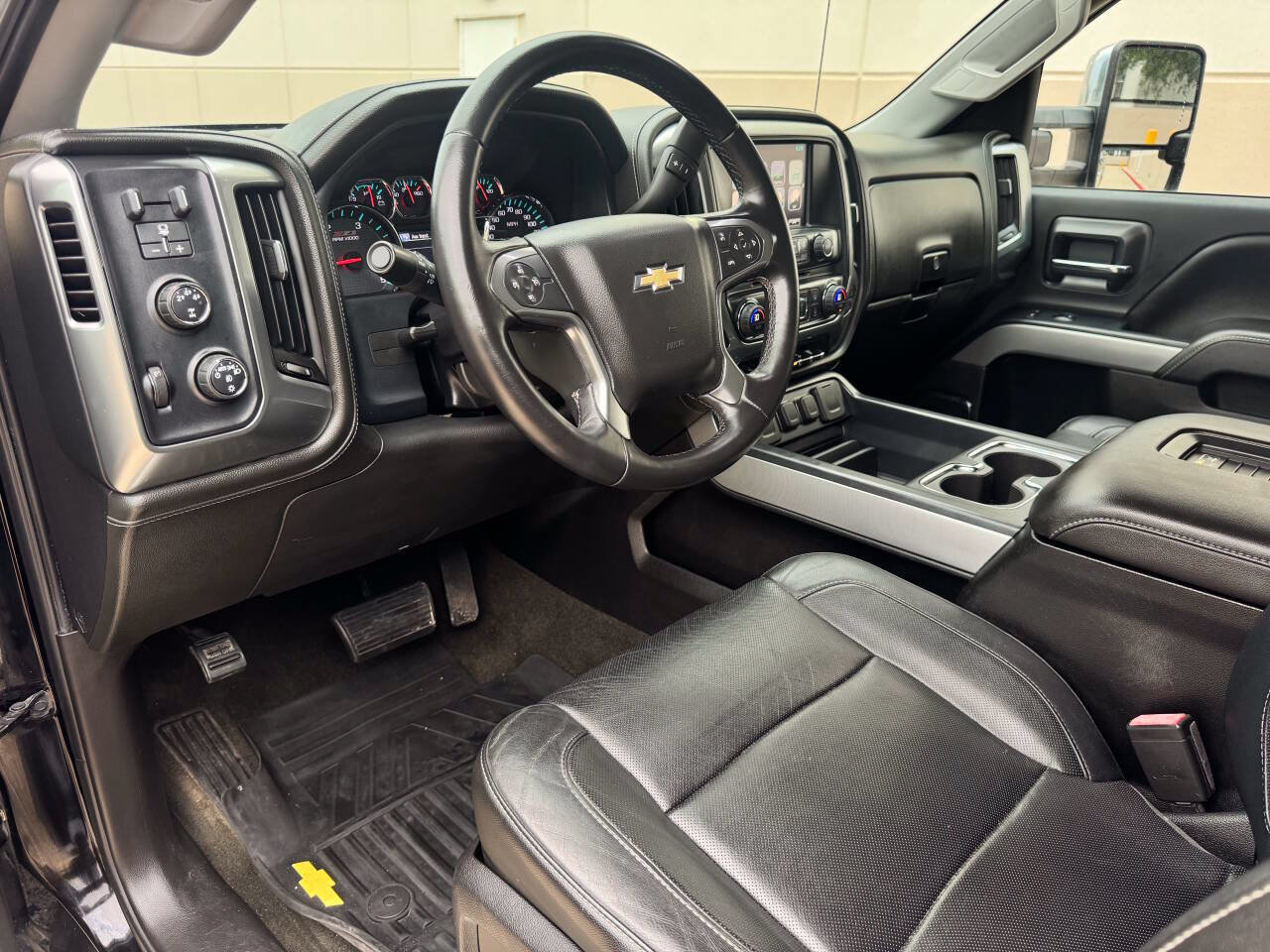 Used 2016 Chevrolet Silverado 2500 LTZ w/ Duramax Plus Package AWD/4WD image 11