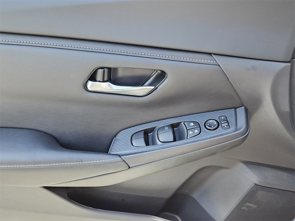 New 2025 Nissan Sentra SV w/ All-Weather Package image 29