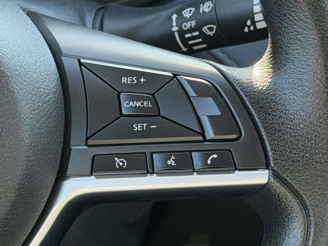 Used 2024 Nissan Versa SV FWD image 23