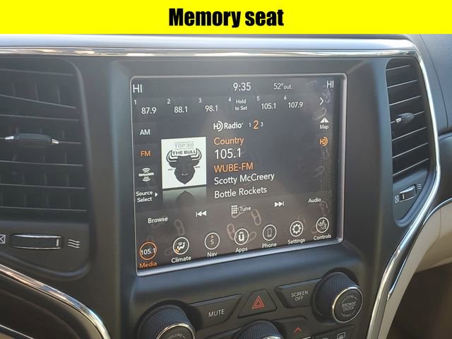 Used 2018 Jeep Grand Cherokee Overland image 16