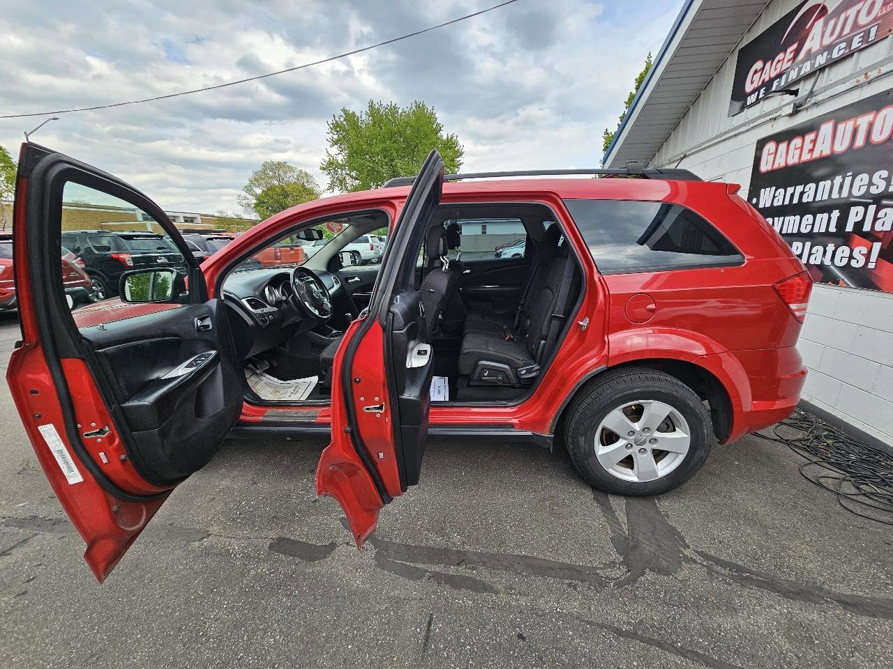 Used 2015 Dodge Journey FWD image 22