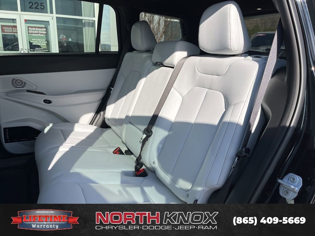 New 2026 Jeep Cherokee Limited image 15